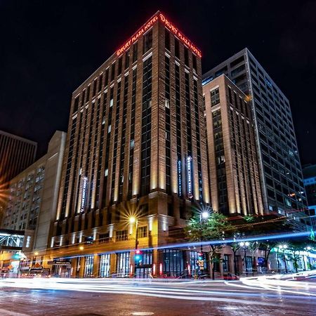 Drury Plaza Hotel Milwaukee Downtown Extérieur photo